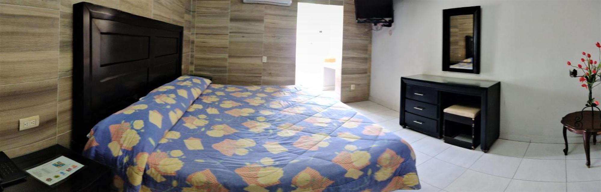 Laguna Inn Torreón Екстериор снимка