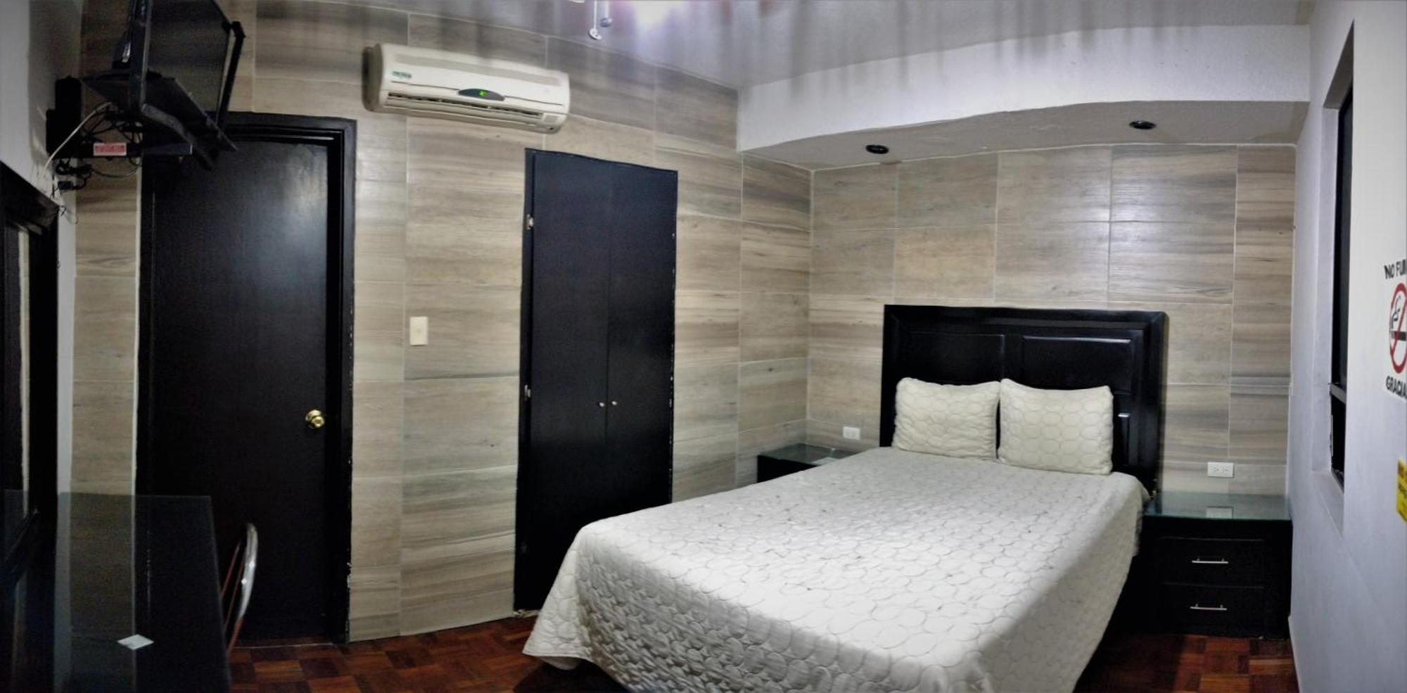 Laguna Inn Torreón Екстериор снимка