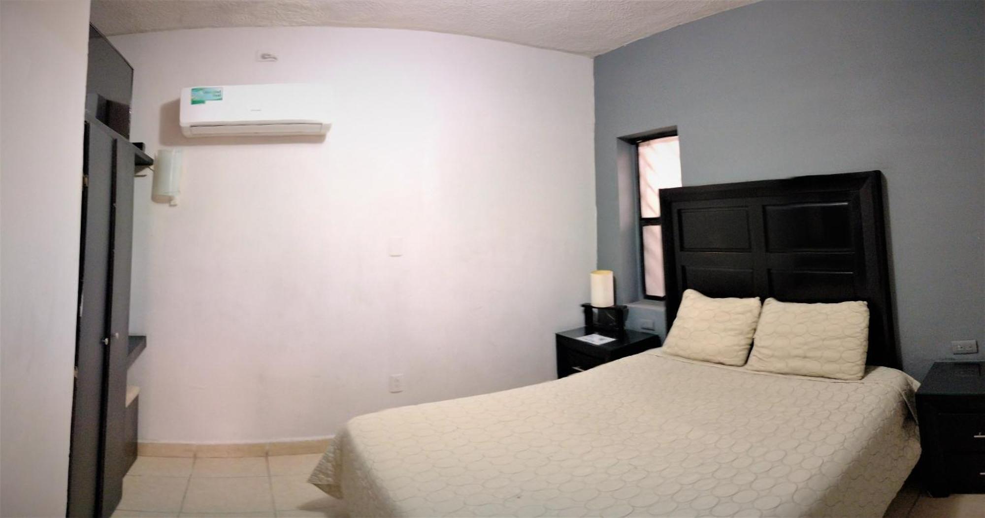 Laguna Inn Torreón Екстериор снимка